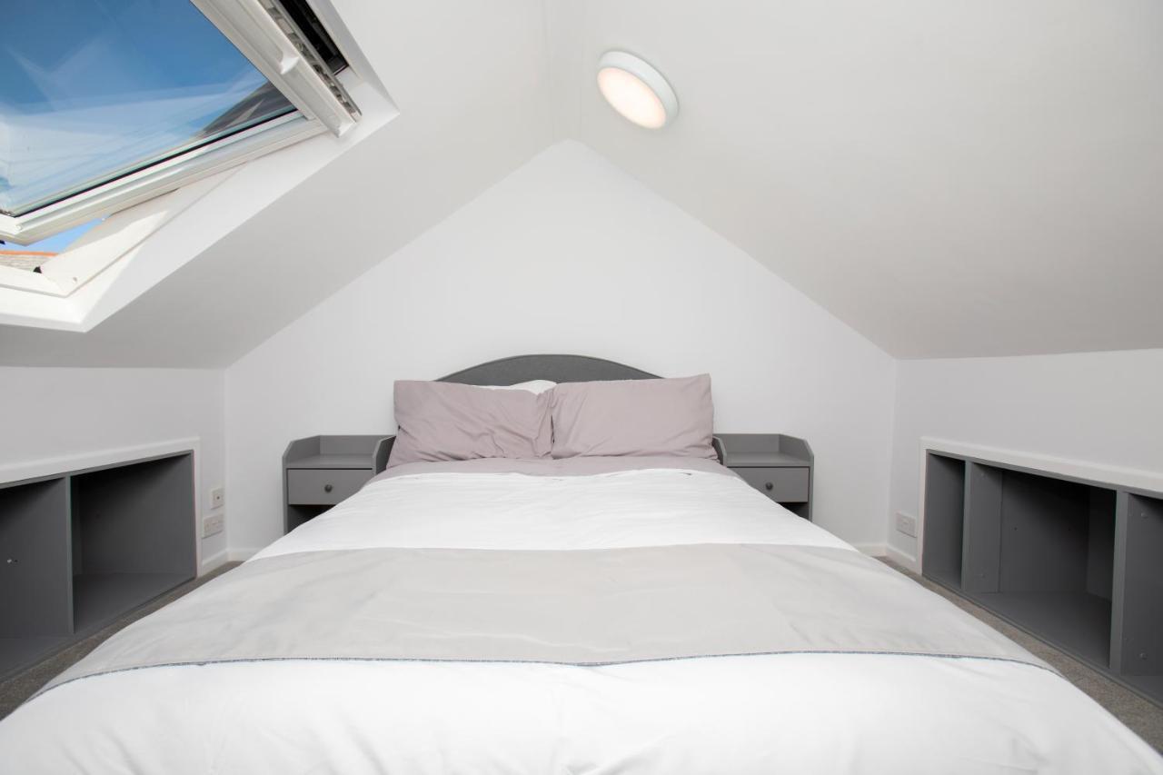 Cozy Cove Chapel Apartment