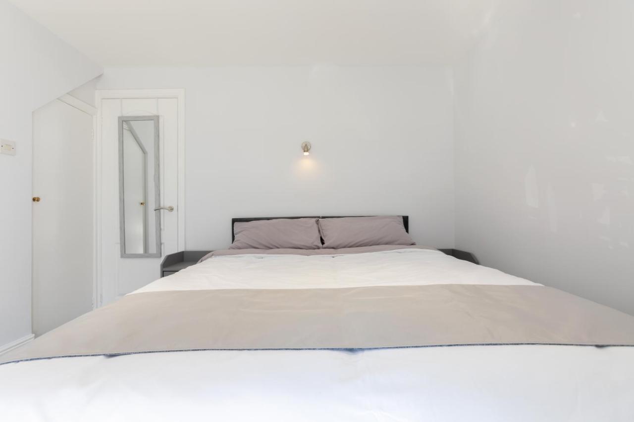 Cozy Cove Chapel Apartment Portland